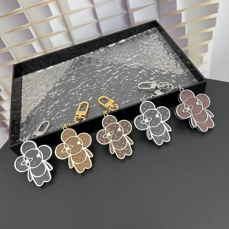 LV keyring 01